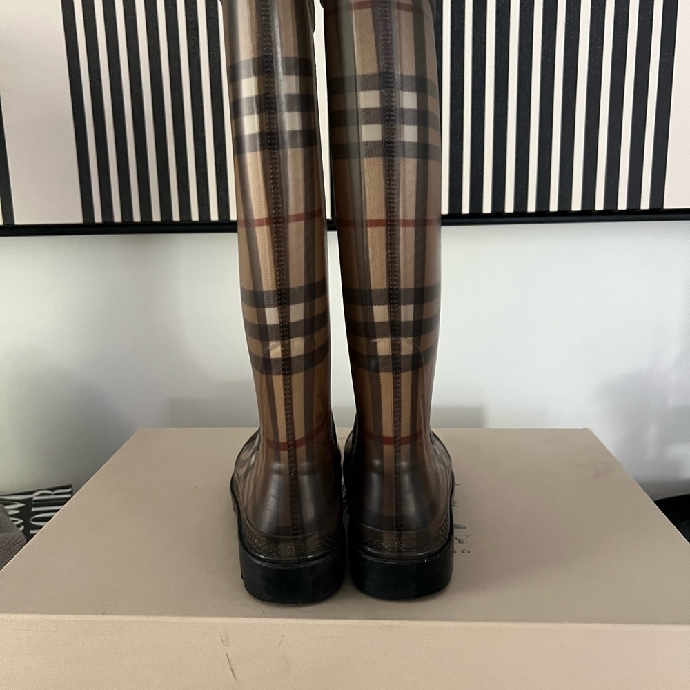 Blueberry boots - Picture 4 of 4